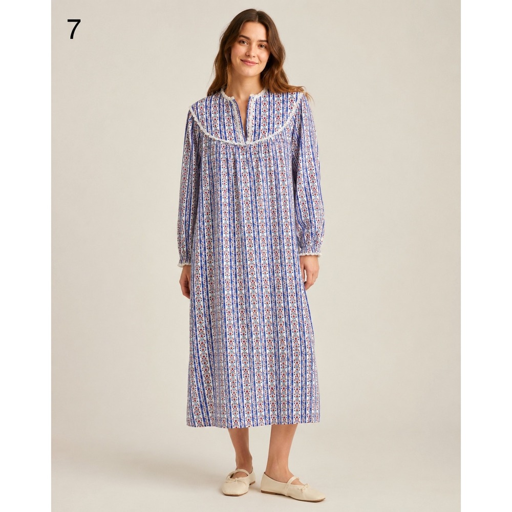 Vintage Lanz of Salzburg Flannel Nightgown Womens Small White Blue Floral Cotton